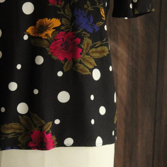 Vintage 1980s 1990s Blouse, Norton McNaughton Petites Polka Dot and Floral - Picture 4 of 11